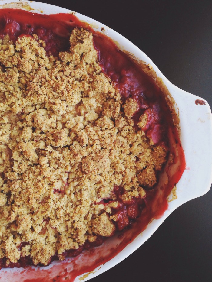Strawberry Peach Crumble