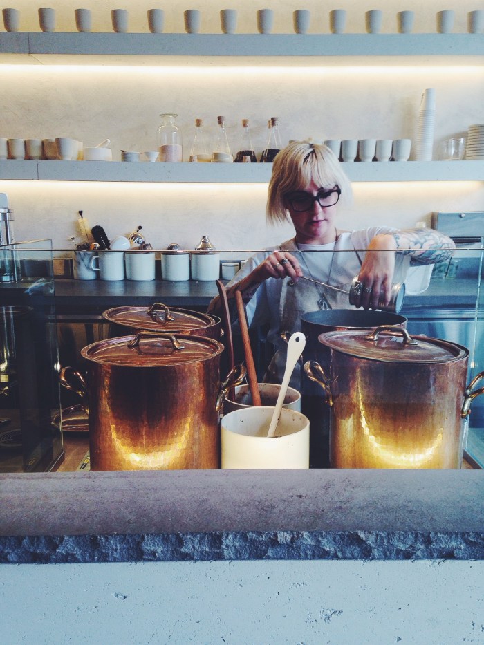 how romantic are these copper pots?!