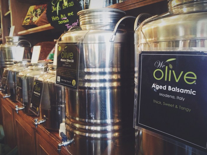 One last stop on our way back home, this specialty oil and vinegar store was right up my alley