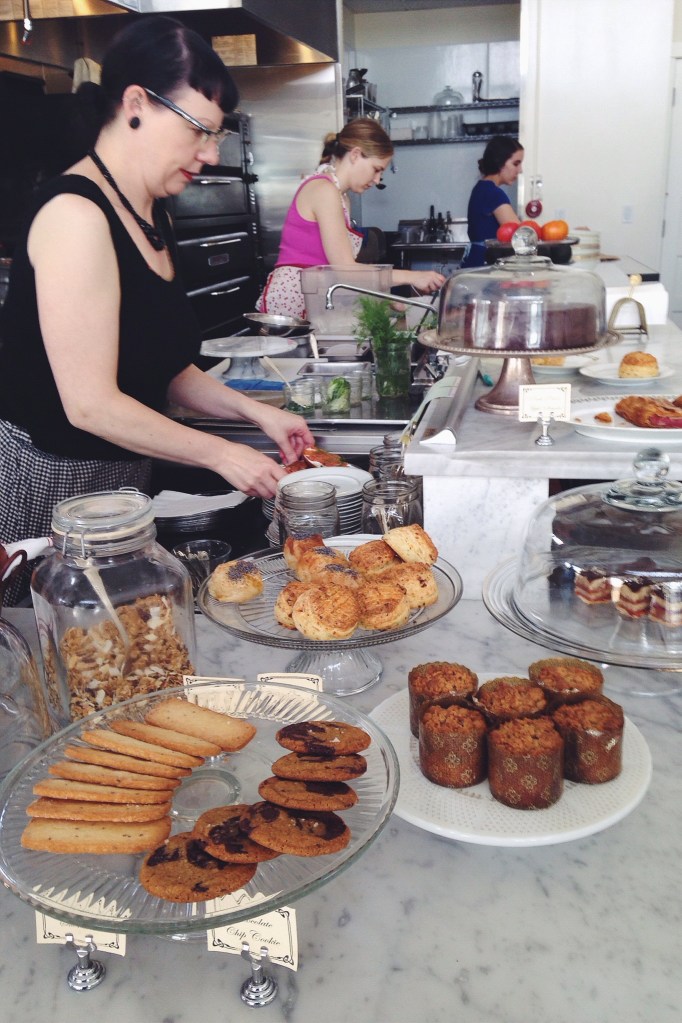 The cutest retro gals behind the counter were busy little bees!