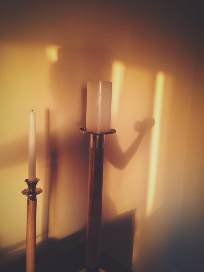 Rise, shine and grind with a little Tracy Anderson live streaming. No excuses!