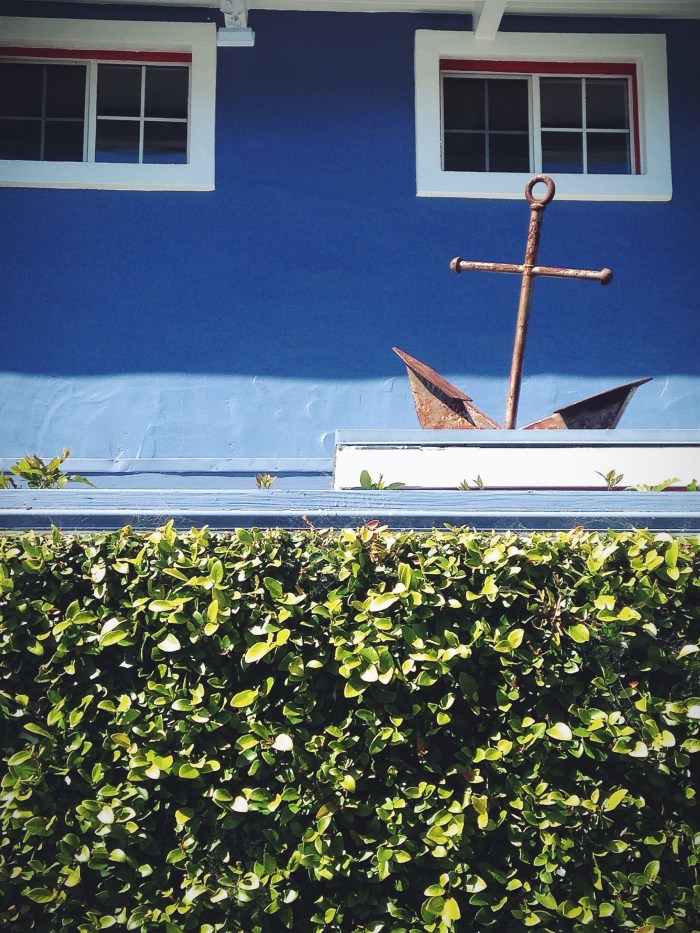 A nautical inspired roof decal